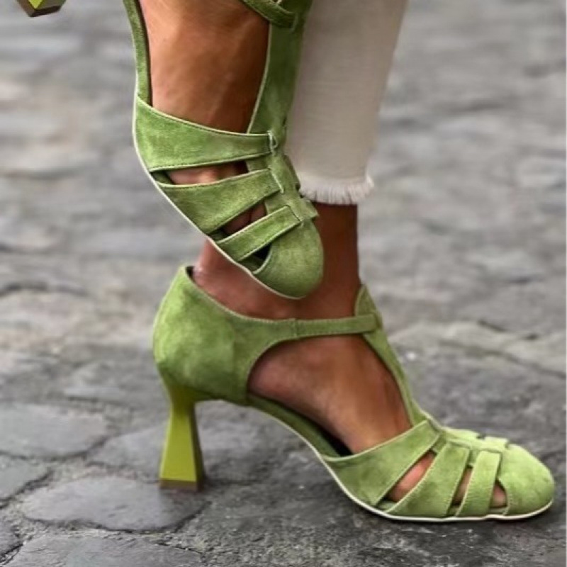 Women'S Shoes Veja - Dames Groene Suède Kitten Heel T-Strap