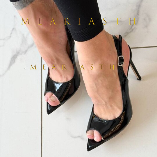 Lakleer Sandalen In Zwart Grad - Women Shoes Japanese Brand recensie en prijs