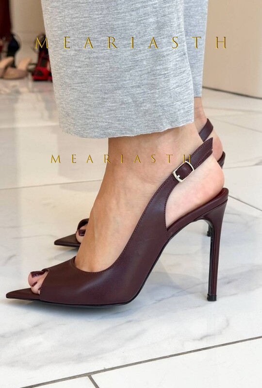 Lakleer Sandalen In Zwart Grad - Women Shoes Japanese Brand recensie en prijs