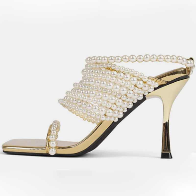 Glanzende parelkettingen Bandj - Gold Chain Sandal recensie en prijs
