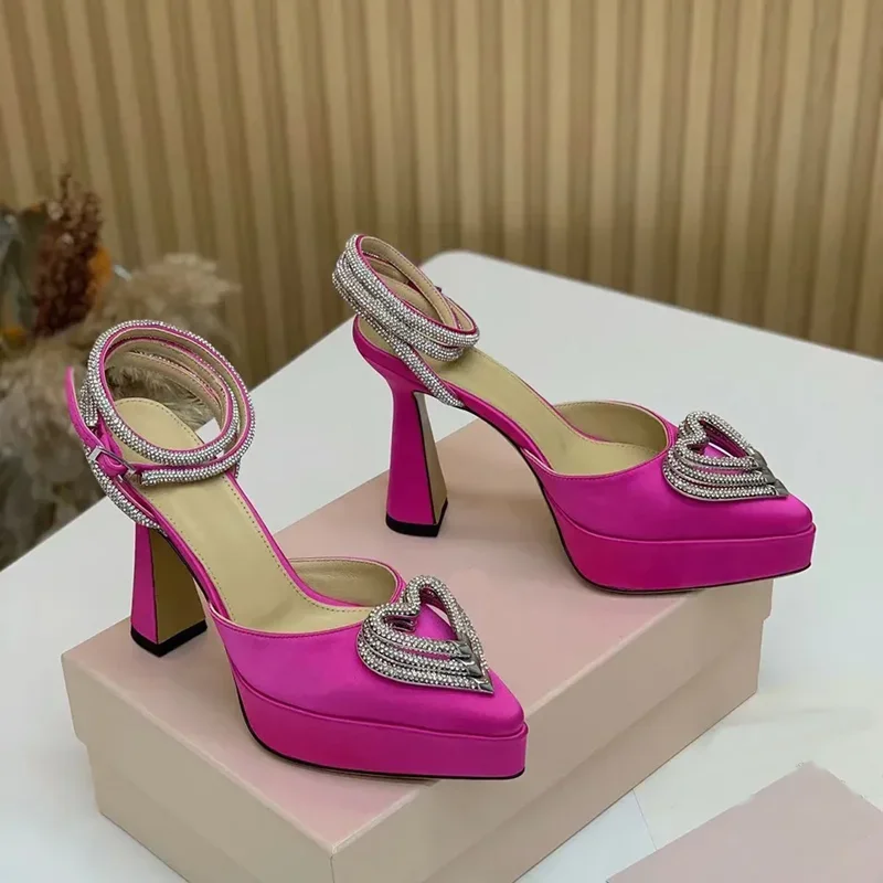 Platform Kristal Liefde Decora - Pointed Toe Flat recensie en prijs